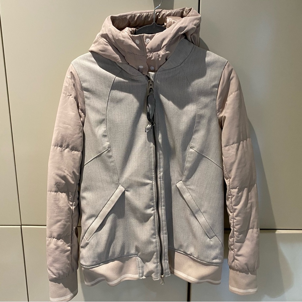 Lululemon Stylish light gray and blush Pink Hooded Jacket